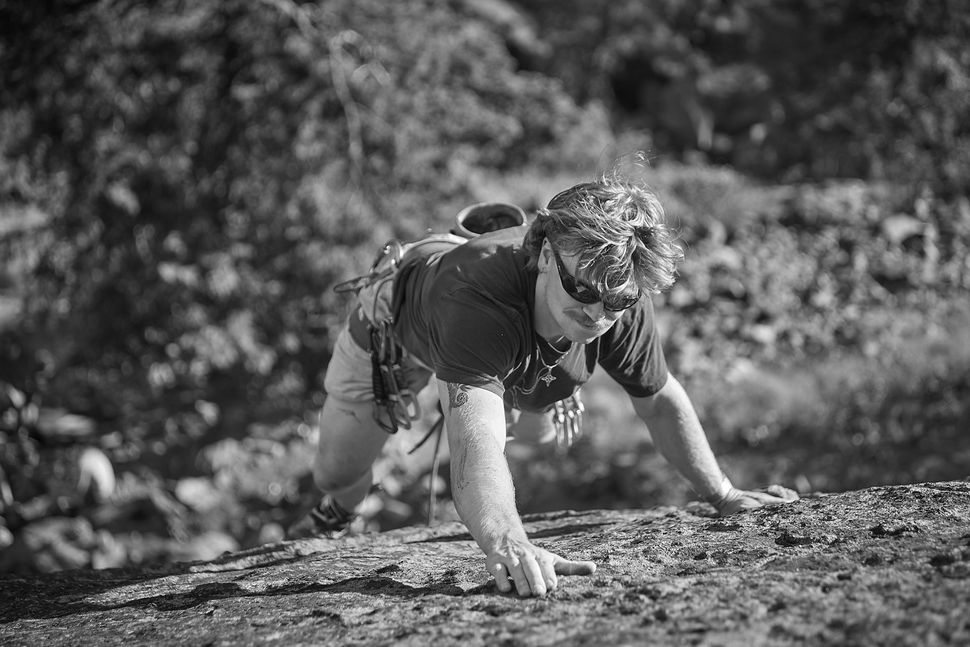 Rock Climbing Black & White - Image 9